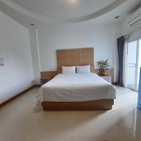 Ketsara Hotel Mahaszarakham Kültér fotó