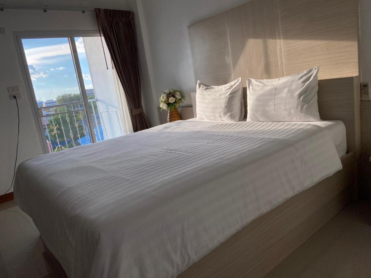 Ketsara Hotel Mahaszarakham Kültér fotó