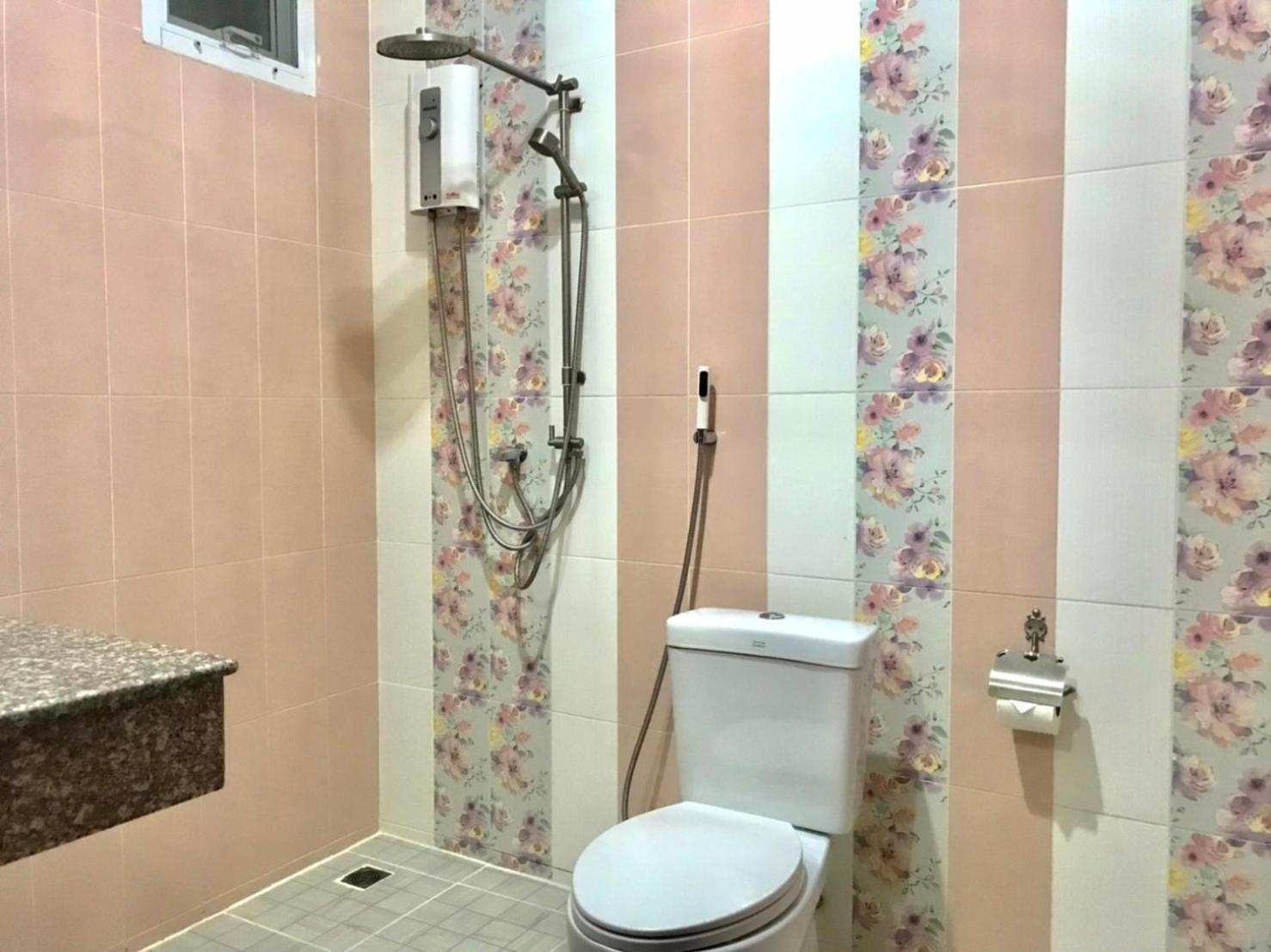 Ketsara Hotel Mahaszarakham Kültér fotó