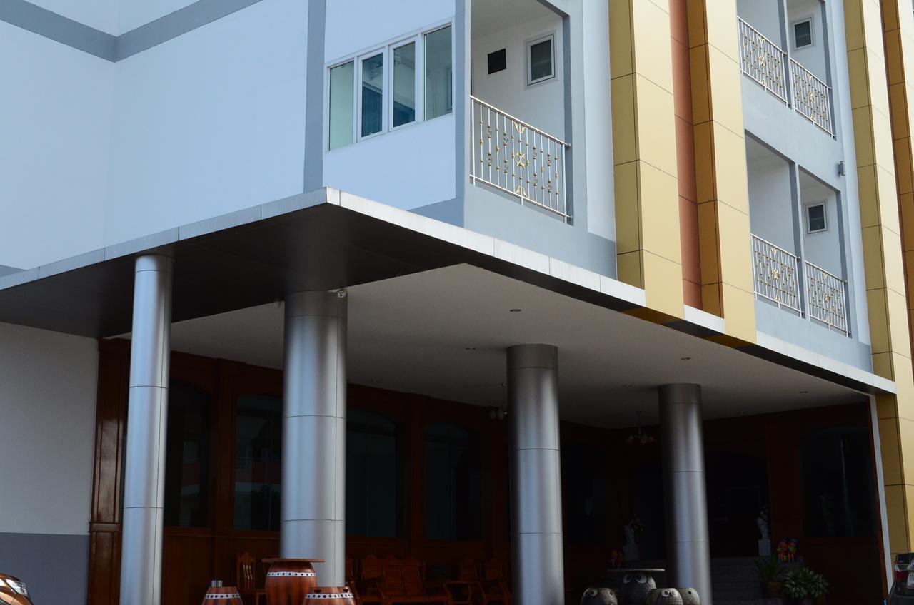 Ketsara Hotel Mahaszarakham Kültér fotó