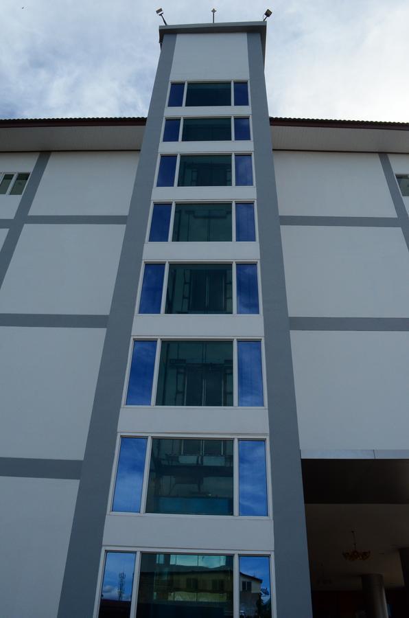 Ketsara Hotel Mahaszarakham Kültér fotó