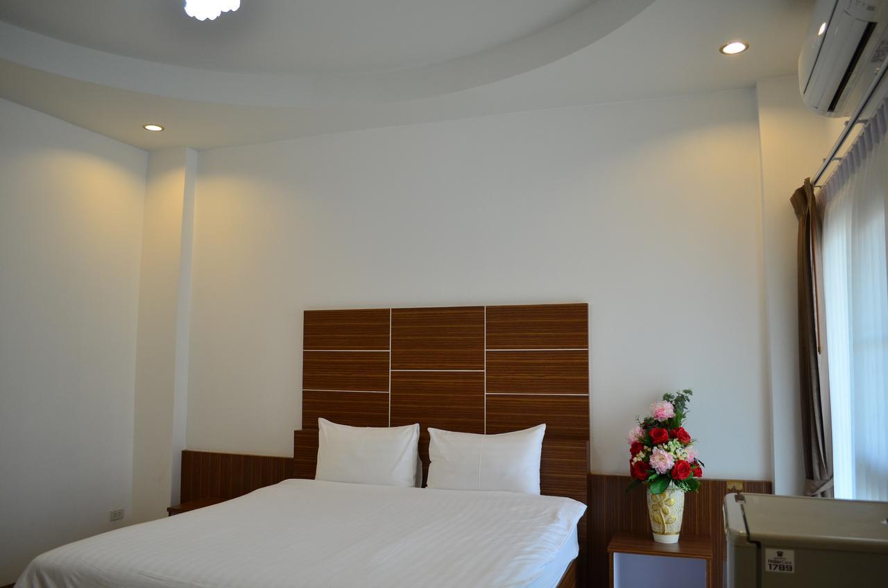 Ketsara Hotel Mahaszarakham Kültér fotó